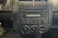 Volkswagen Polo Comfortline 1,4 59 kW 4d, vm. 2007, 153 tkm (9 / 9)