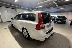 Volvo V70 D5 AWD Summum aut, vm. 2011, 432 tkm (5 / 23)