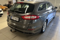 Ford Mondeo 2,0 TDCi 150hv PowerShift Titanium Wagon, vm. 2016, 238 tkm (4 / 14)