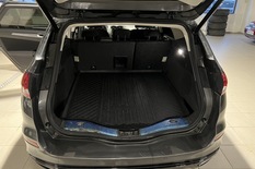 Ford Mondeo 2,0 TDCi EcoBlue 190hv A8 AWD EDITION Wagon, vm. 2020, 296 tkm (8 / 14)