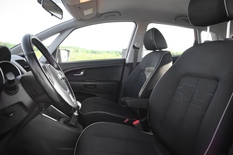 Kia Venga 1,4 ISG EX 5D EcoDynamics, vm. 2017, 48 tkm (16 / 19)
