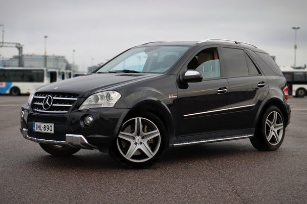 Mercedes-Benz ML 63 AMG ML 63 AMG Farmari (AC) 4ov 6208cm3 A, vm. 2010, 197 tkm
