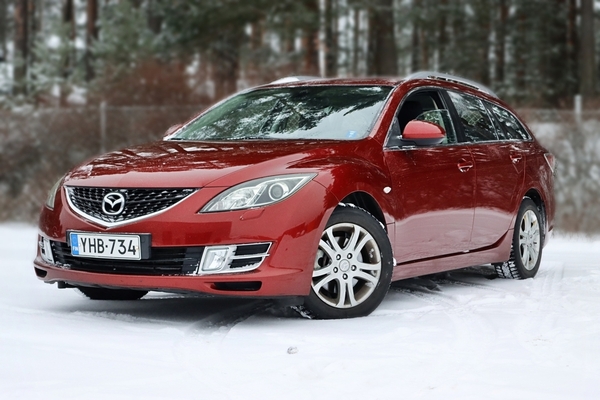 Mazda Mazda6 Sport Wagon 2,0 Elegance Business 6MT 5ov WD1, vm. 2010, 180 tkm