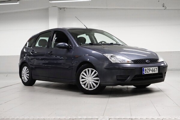 Ford Focus 1,6i 100hv Comfort 5d, vm. 2002, 130 tkm