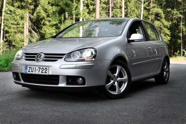 Volkswagen Golf 2,0 TDI 103 kW PowerDiesel 4MOTION Sportline 4d, vm. 2006, 278 tkm