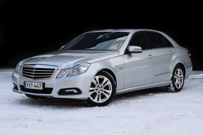 Mercedes-Benz E 350 CDI BE A, vm. 2010, 365 tkm (1 / 21)