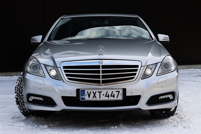 Mercedes-Benz E 350 CDI BE A, vm. 2010, 365 tkm (2 / 21)