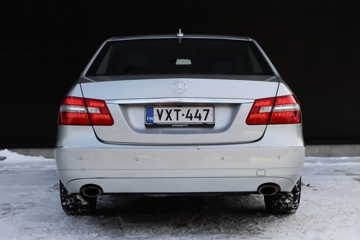 Mercedes-Benz E 350 CDI BE A, vm. 2010, 365 tkm (7 / 21)