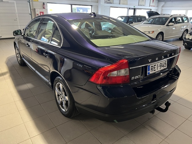 Volvo S80 2,0D, vm. 2009, 372 tkm (5 / 17)