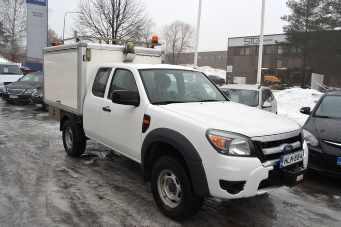 Ford Ranger Pick-Up Super Cab 2,5 TDCi 4x4. Erilliskoppi. Huolto-auto. - Harvinainen. Juuri katsastettu!!, vm. 2011, 181 tkm (1 / 12)