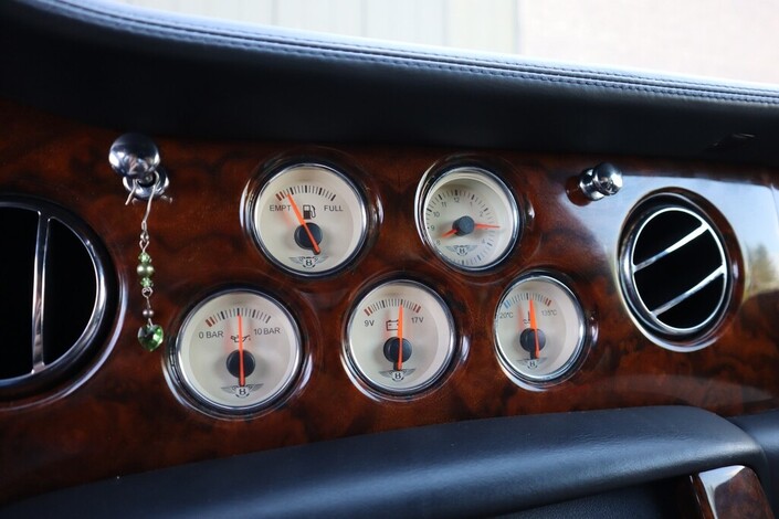 Bentley Arnage 6,8 V8 AT 4d - Juuri katsastettu Klassikko!!, vm. 2001, 57 tkm (11 / 22)