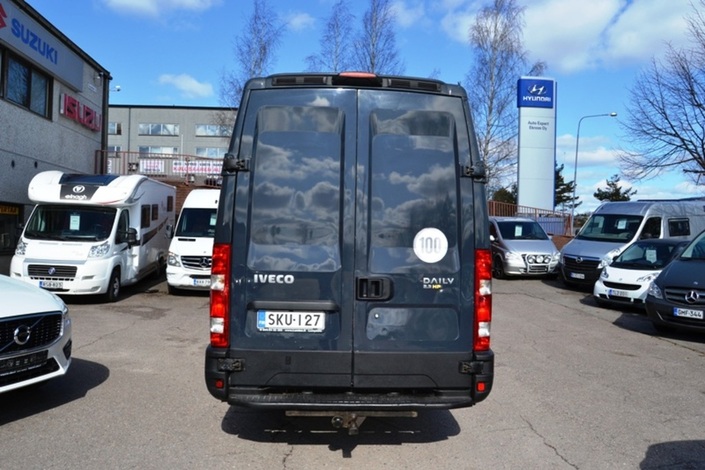 Iveco 35 S 11 35S11V Matkailuauto (SA) 5ov 2287cm3, vm. 2010, 287 tkm (5 / 10)