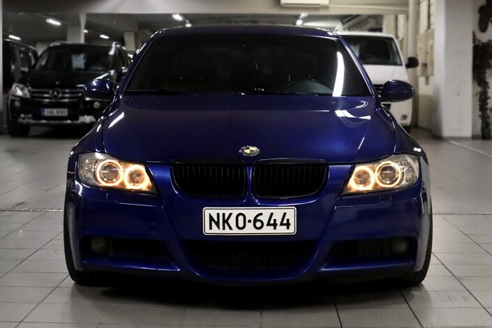 BMW 335 A E90 Sedan M-Sport, vm. 2008, 278 tkm (2 / 19)