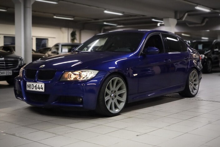 BMW 335 A E90 Sedan M-Sport, vm. 2008, 278 tkm (3 / 19)