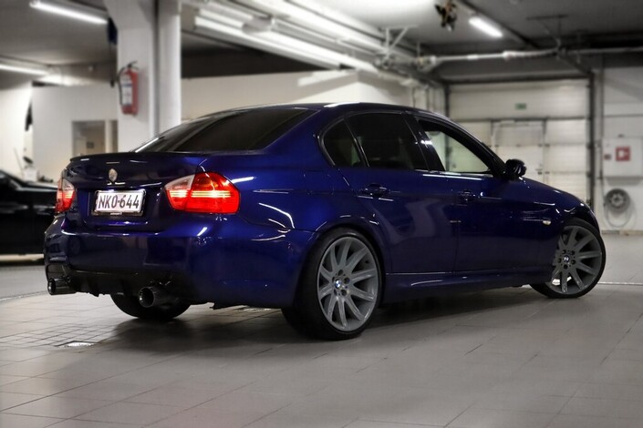 BMW 335 A E90 Sedan M-Sport, vm. 2008, 278 tkm (7 / 19)