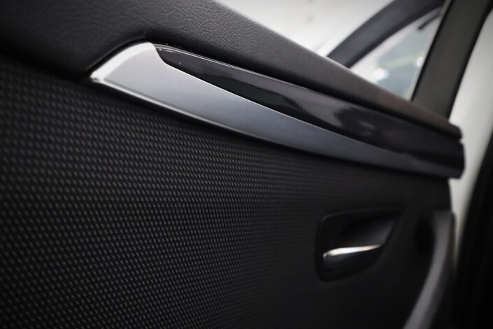 BMW 520 TwinPower Turbo A F11 Touring Business, vm. 2012, 335 tkm (15 / 18)