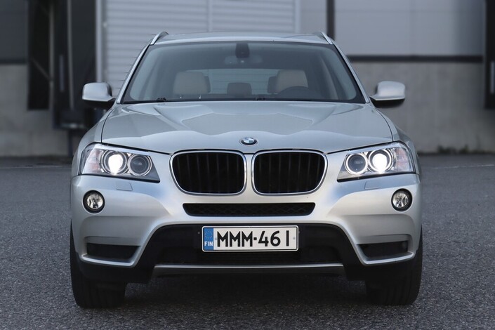 BMW X3 xDrive20d TwinPower Turbo A F25, vm. 2012, 232 tkm (2 / 16)