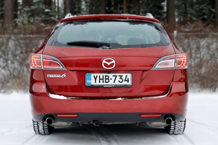 Mazda Mazda6 Sport Wagon 2,0 Elegance Business 6MT 5ov WD1, vm. 2010, 180 tkm (5 / 12)