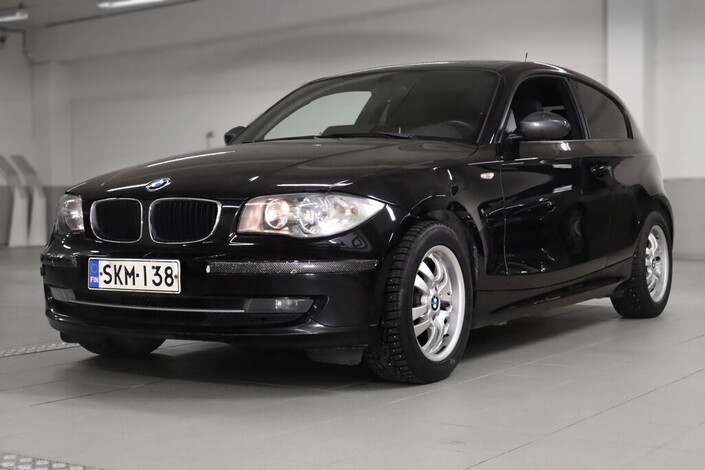 BMW 118 E81 Hatchback, vm. 2007, 146 tkm (1 / 7)