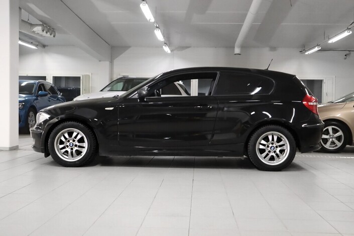 BMW 118 E81 Hatchback, vm. 2007, 146 tkm (3 / 7)