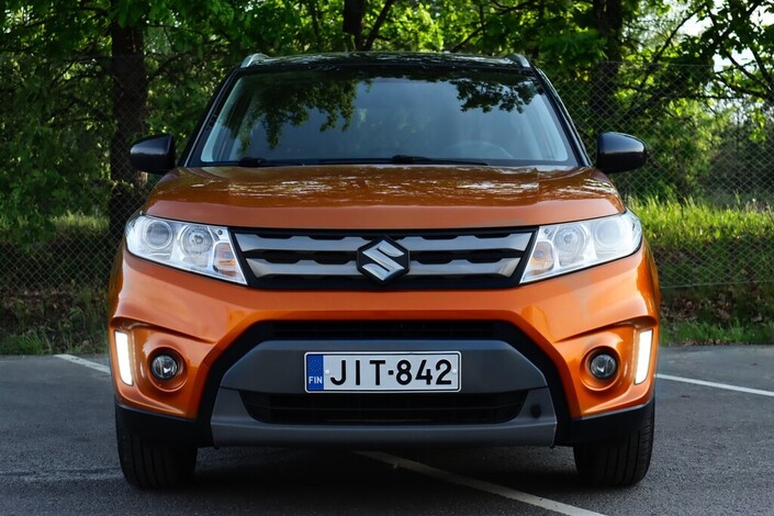 Suzuki Vitara 1,6 VVT 4WD GL+ 5MT, vm. 2015, 146 tkm (2 / 8)