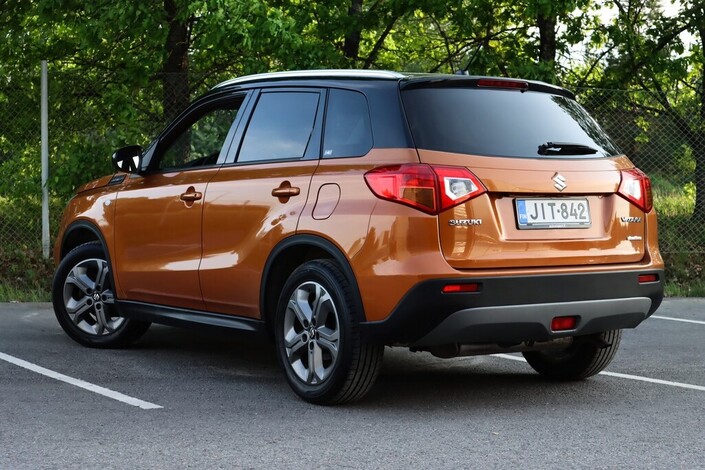 Suzuki Vitara 1,6 VVT 4WD GL+ 5MT, vm. 2015, 146 tkm (6 / 8)
