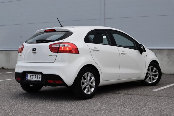 Kia Rio 1,2 ISG LX 5D EcoDynamics, vm. 2013, 216 tkm (4 / 10)