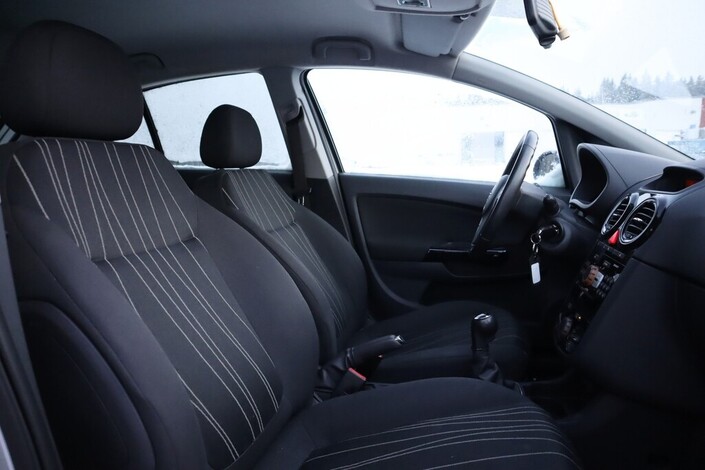 Opel Corsa 5-ov  1,3 CDTI, vm. 2011, 125 tkm (11 / 23)