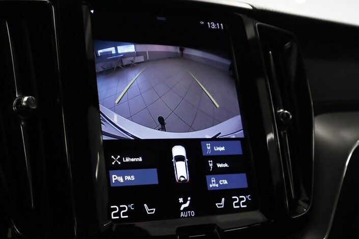 Volvo XC60 B4 AWD D-MHEV Business Inscription aut, vm. 2021, 139 tkm (16 / 25)