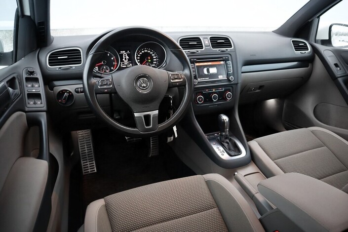 Volkswagen Golf Comfort Plus 1,4 TSI 90 kW (122 hv) DSG-automaatti 4-ovinen, vm. 2013, 119 tkm (9 / 15)