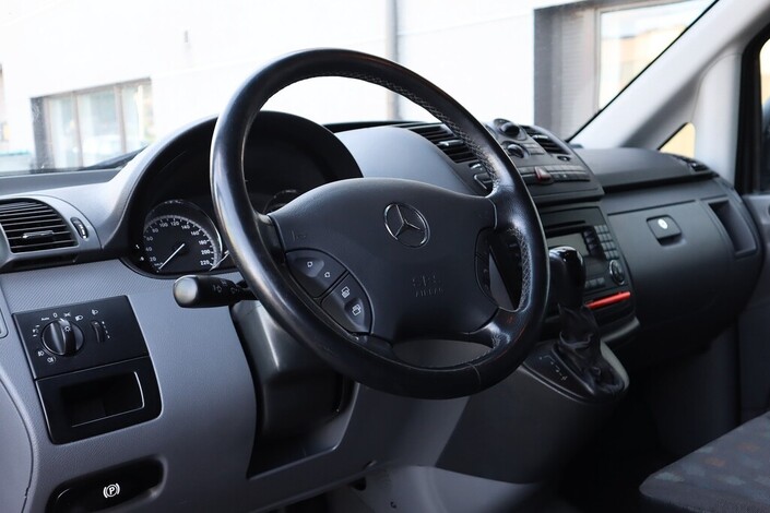Mercedes-Benz Vito VITO 111 CDI Yksikerroksinen (CA) 4ov 2148cm3 A, vm. 2007, 377 tkm (7 / 12)