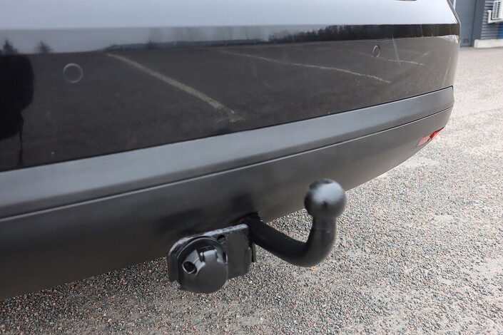 Volkswagen Jetta Comfortline JUBILEUM 1,6 TDI 77 kW (105 hv), vm. 2010, 302 tkm (14 / 16)