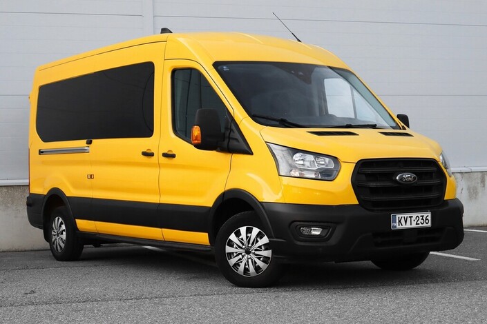 Ford Transit 2,0 TDCi  M6 Etuveto  L2H2 Retkeilyauto 3+3, vm. 2023, 83 tkm (1 / 22)