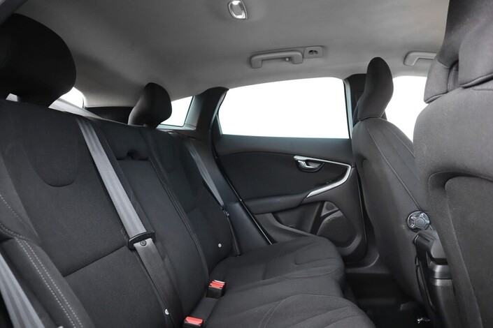 Volvo V40 D2 Kinetic aut, vm. 2014, 341 tkm (10 / 15)