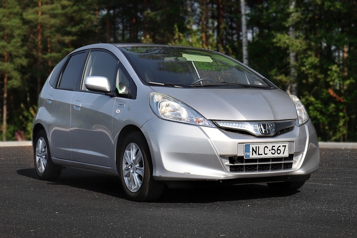 Honda Jazz 5D Hybrid Comfort, vm. 2015, 118 tkm (1 / 20)