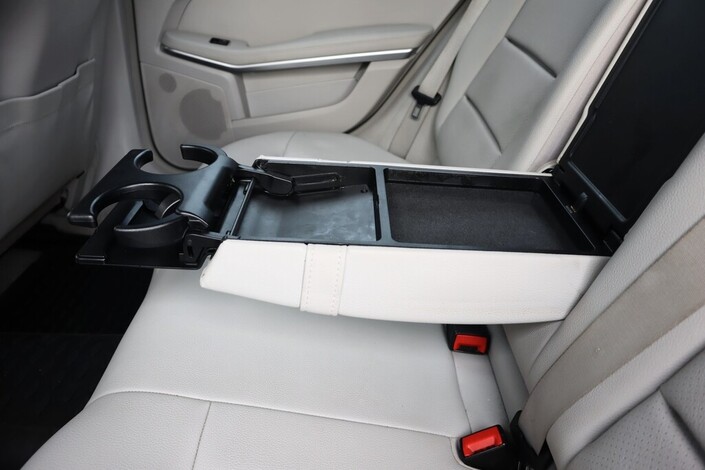 Mercedes-Benz E 220 CDI BE T A Premium Business, vm. 2011, 441 tkm (19 / 24)