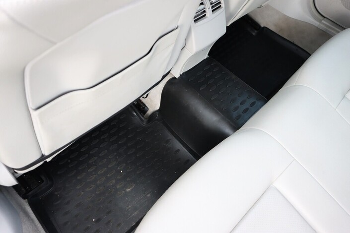 Mercedes-Benz E 220 CDI BE T A Premium Business, vm. 2011, 441 tkm (20 / 24)