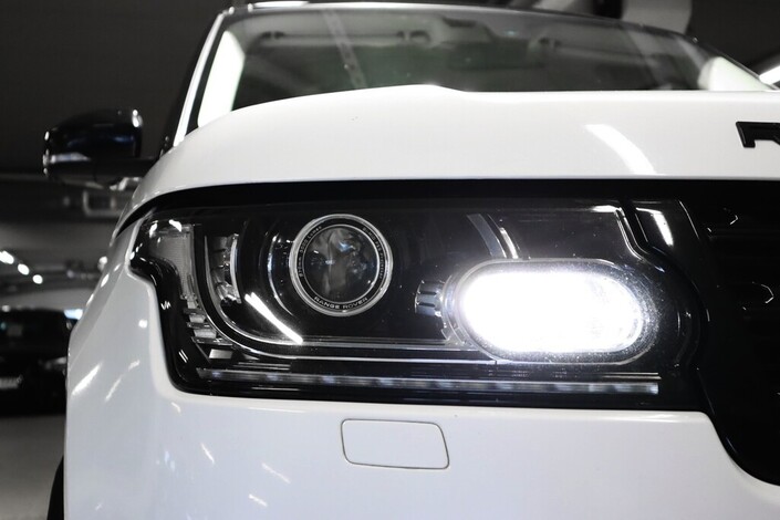 Land Rover Range Rover TDV6 Vogue, vm. 2013, 202 tkm (13 / 29)
