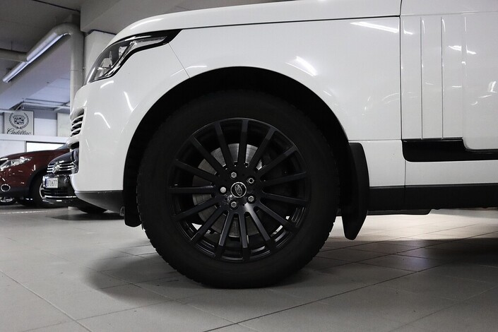 Land Rover Range Rover TDV6 Vogue, vm. 2013, 202 tkm (9 / 29)