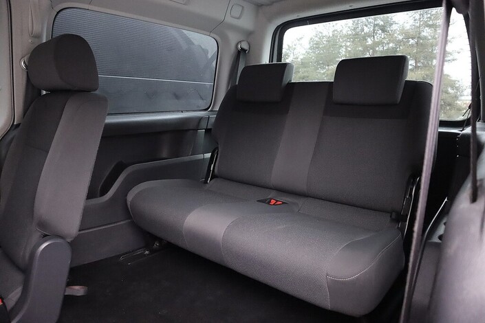 Volkswagen Caddy Maxi Trendline Family 1,6 TDI 75 kW BlueMotion Technology, vm. 2015, 331 tkm (12 / 14)