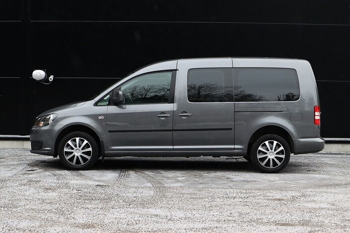 Volkswagen Caddy Maxi Trendline Family 1,6 TDI 75 kW BlueMotion Technology, vm. 2015, 331 tkm (3 / 14)