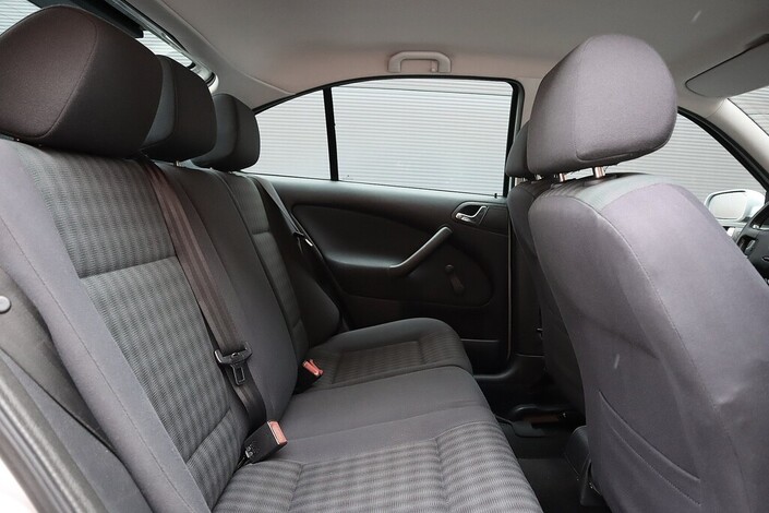 Skoda Octavia OCTAVIA Sedan (AA) 4ov 1390cm3, vm. 2007, 163 tkm (15 / 24)