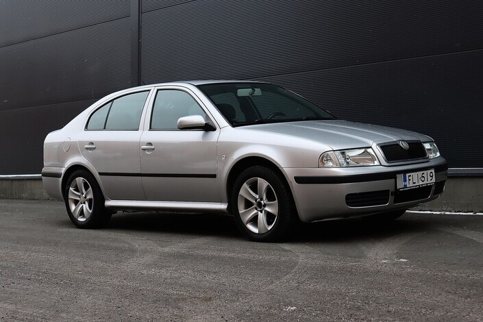 Skoda Octavia OCTAVIA Sedan (AA) 4ov 1390cm3, vm. 2007, 163 tkm (4 / 24)