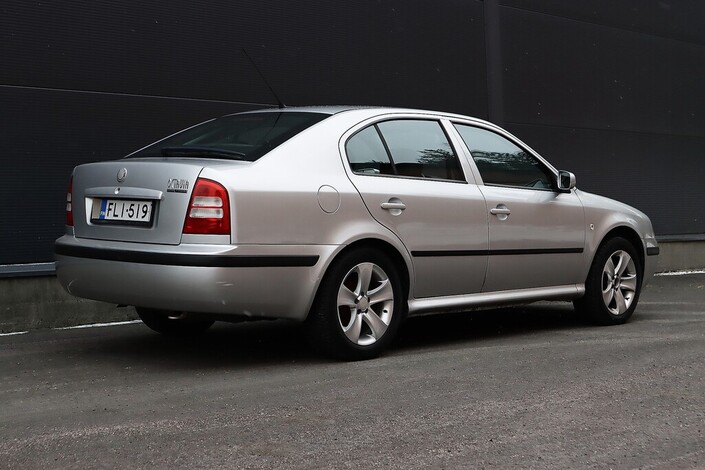 Skoda Octavia OCTAVIA Sedan (AA) 4ov 1390cm3, vm. 2007, 163 tkm (6 / 24)