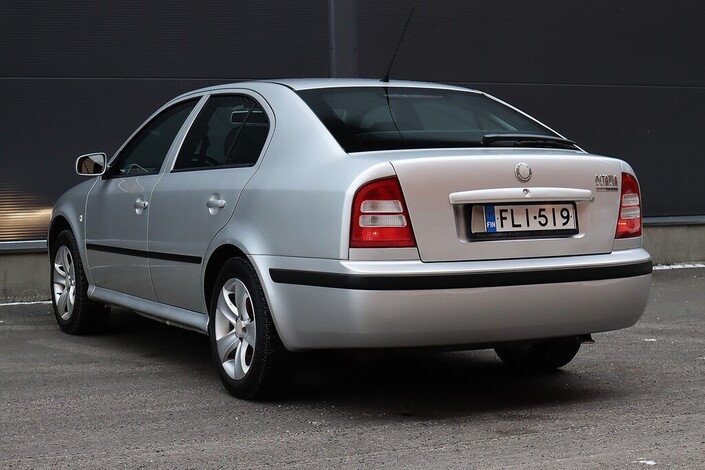 Skoda Octavia OCTAVIA Sedan (AA) 4ov 1390cm3, vm. 2007, 163 tkm (7 / 24)