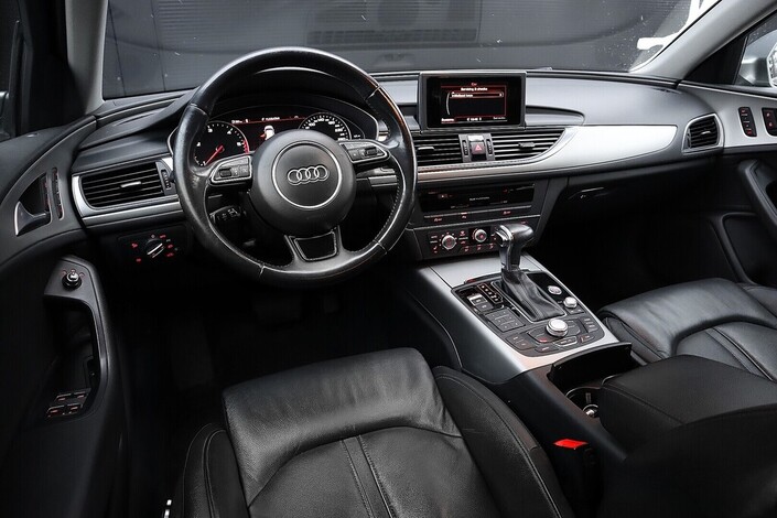 Audi A6 Avant Business Plus Edition 2,0 TDI 130 kW multitronic Start-Stop, vm. 2014, 457 tkm (17 / 38)