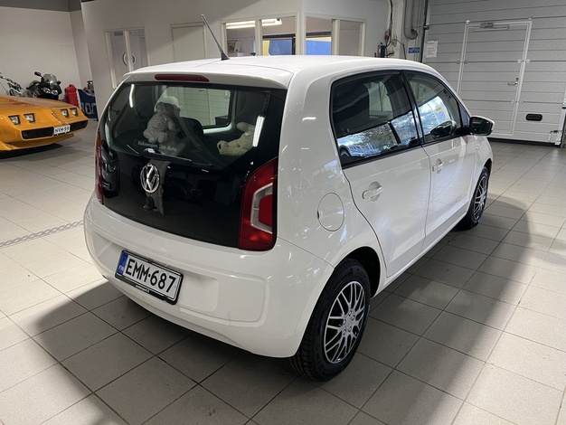 Volkswagen up! move up! 1,0 55 kW (75 hv) automatisoitu vaihteisto ASG 4-ovinen, vm. 2014, 136 tkm (4 / 20)