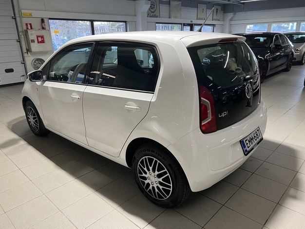 Volkswagen up! move up! 1,0 55 kW (75 hv) automatisoitu vaihteisto ASG 4-ovinen, vm. 2014, 136 tkm (5 / 20)