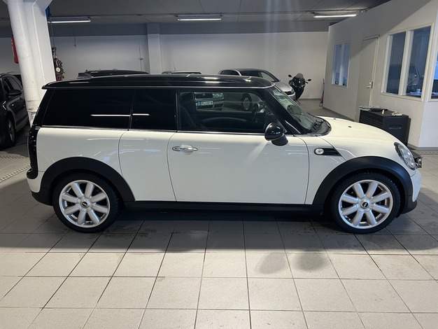 MINI Cooper D A R55 Clubman Business, vm. 2011, 209 tkm (3 / 15)