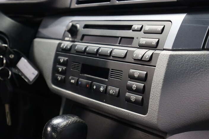 BMW 323 323Ci Coup (AD) 2ov 2494cm3 A, vm. 2000, 288 tkm (14 / 30)